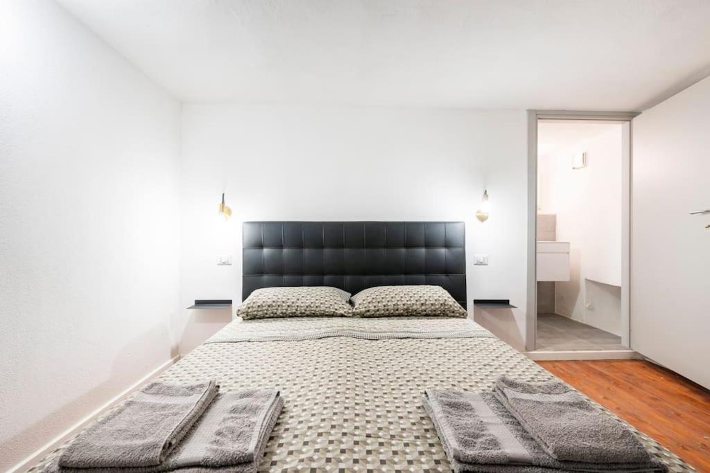 Appartamento Al Centro Di Cagliari Exterior foto